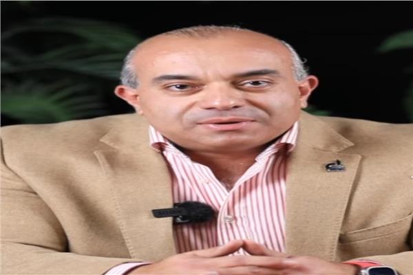 الدكتور محمود حسام الدين زعتر استشاري أمراض النساء والتوليد بالمركز القومي للبحوث