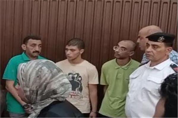 جانب من محاكمة المتهمين في قضية طفل شبرالخيمة