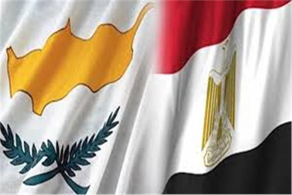 علم مصر وقبرص 