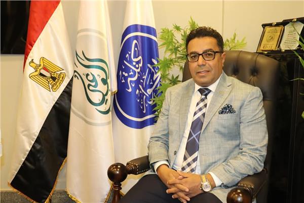  الدكتور باسل عادل