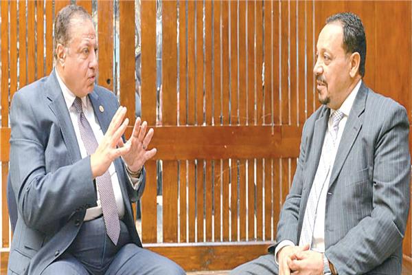 د. هشام عزمى فى حواره مع محرر «الأخبار»