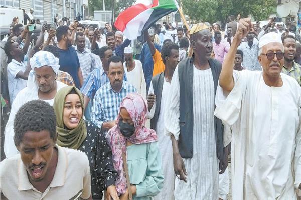 احتفالات فى السودان باستعادة ود مدنى