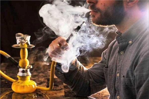 المخاطر الصحية لدخان الشيشة - صورة تعبيرية
