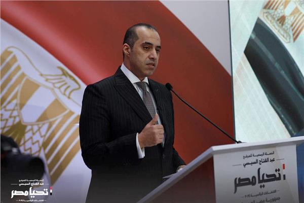 المستشار محمود فوزي وزير شئون المجالس النيابية