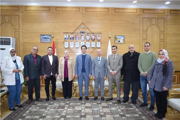استقبال رئيس جامعة بنها للجنة مراكز تدريب مجلس الجامعات