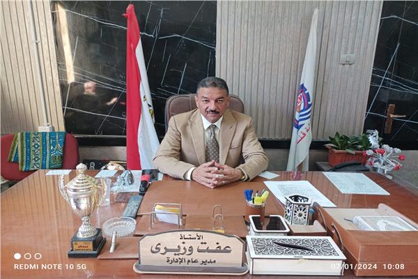 محمد وزيري مدير عام إدارة نجع حمادي التعليمية شمالي قنا