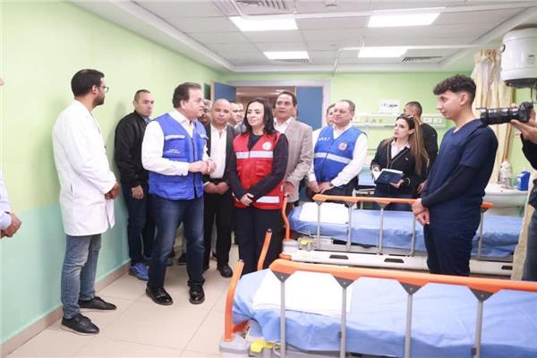 وزير الصحة يختتم زيارته الى سيناء بتتفقد مستشفى العريش العام