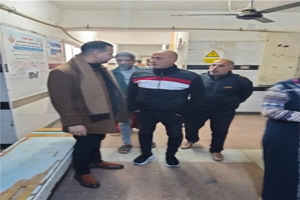 جانب من زيارة رئيس مركز بسيون للمستشفى المركزي بالمدينة