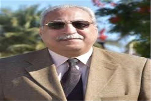 مصطفى عبده مدير مديرية التربية والتعليم بالقليوبية