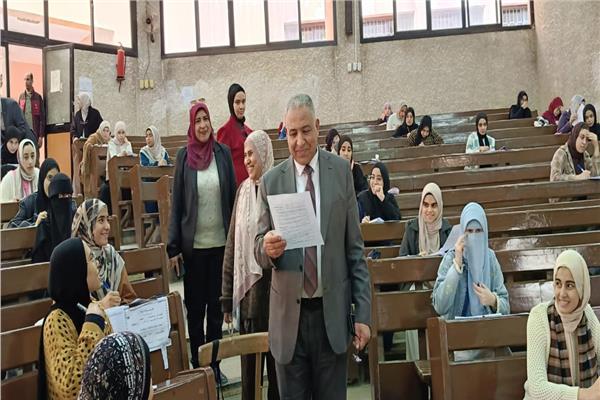الدكتور محمد فكري خضر، نائب رئيس الجامعة