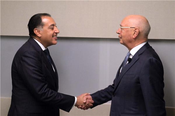 الدكتور مصطفى مدبولي رئيس مجلس الوزراء -  البروفيسور كلاوس شواب