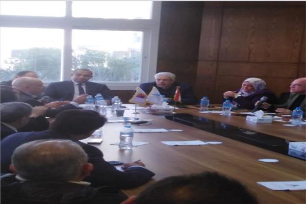 شعبة الذهب تبحث مع الدمغة والموازين آليات ضبط السوق