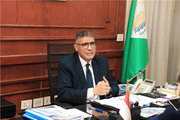 عادل النجار