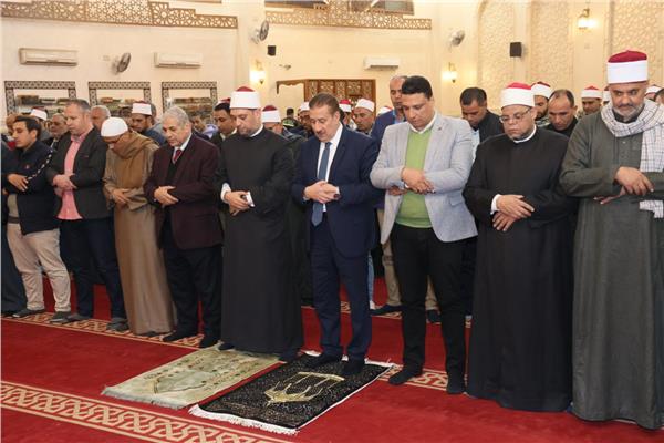 اللواء إبراهيم أبو ليمون محافظ المنوفية خلال حضور احتفالية ذكرى الإسراء والمعراج
