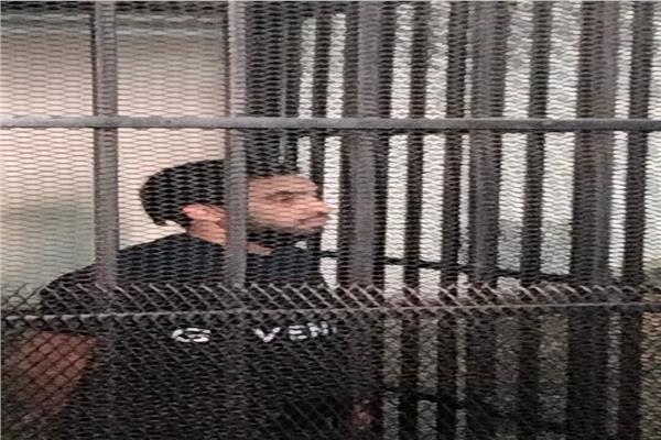اللاعب أحمد ياسر المحمدي داخل قفص الاتهام