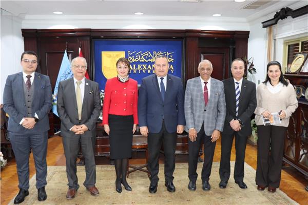  رئيس جامعة الإسكندرية يستقبل السفيرة اوليفيا تودريان سفيرة دولة رومانيا