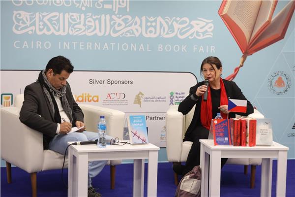 معرض القاهرة الدولي للكتاب ندوة بعنوان "قوَّى الكلمات"