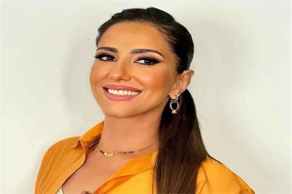  الفنانة حنان مطاوع 