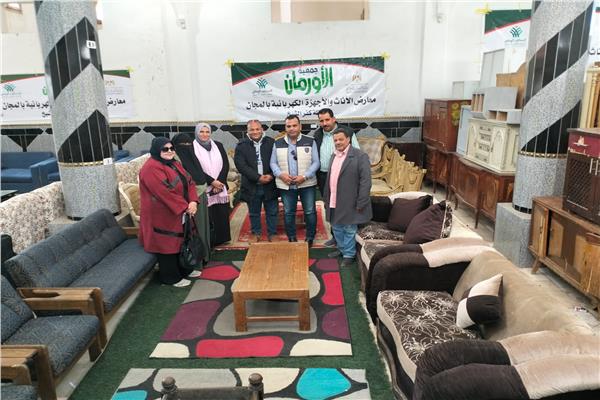 معرض لتوزيع الأثاث المنزلي والأجهزة الكهربائية مجانا على 600 أسرة بكفر الشيخ