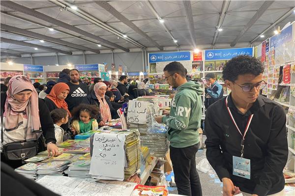 جناح الطفل بمعرض الكتاب