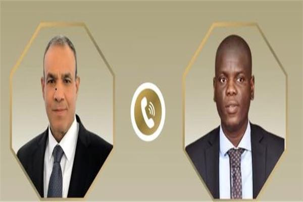  وزير الخارجية والهجرة و وزير خارجية جنوب أفريقيا