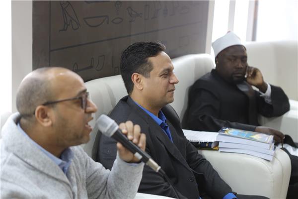 دار الكتب تناقش الأصول النحوية في ندوة بمعرض الكتاب 