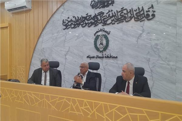 محافظ شمال سيناء يشهد البرنامج التدريبي على آلية اصطياد الكلاب الضالة