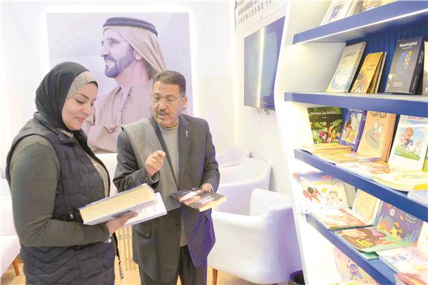 سعيد عبده مع محررة الأخبار