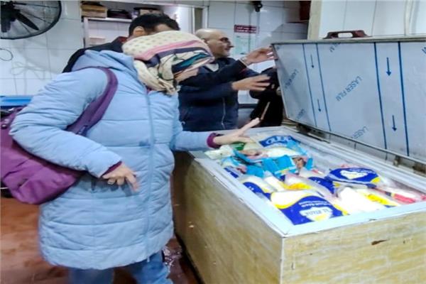  تموين الإسكندرية تحرر ٤٧١ محضر مخالفة و ٧٠٧ محضر لمخابر مخالفة   