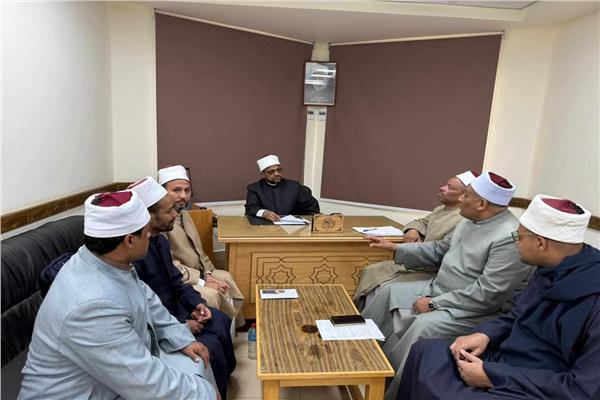 أمين البحوث الإسلامية يتفقد منطقة وعظ الأقصر