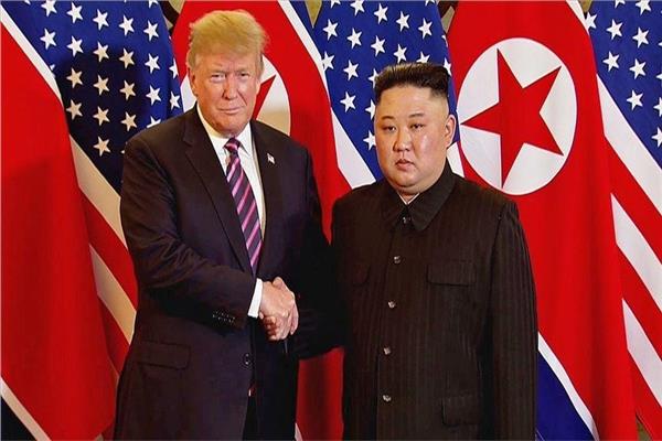 الرئيس الأمريكي دونالد ترامب ونظيره الكوري الشمالي كيم جونج أون