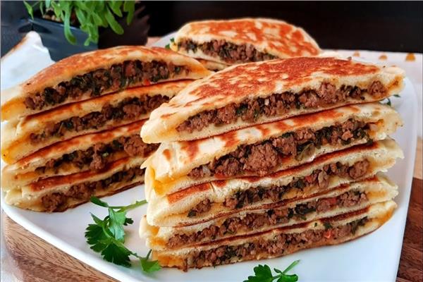 فطائر المقلاة باللحم