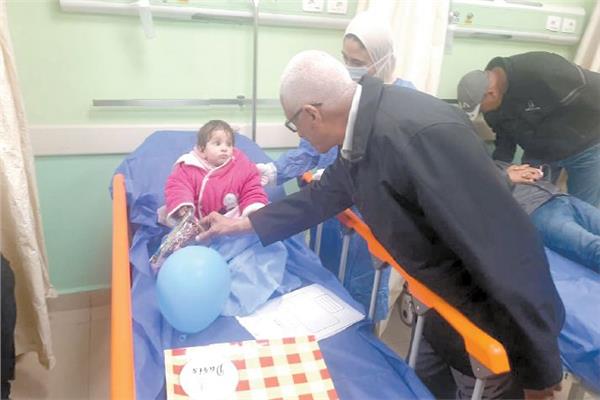 مرضى فلسطينيون يتلقون العلاج فى المستشفيات والمعاهد الطبية المصرية