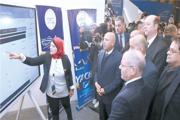 وزير الصناعة والنقل يدشن منصة اليخوت المحلية