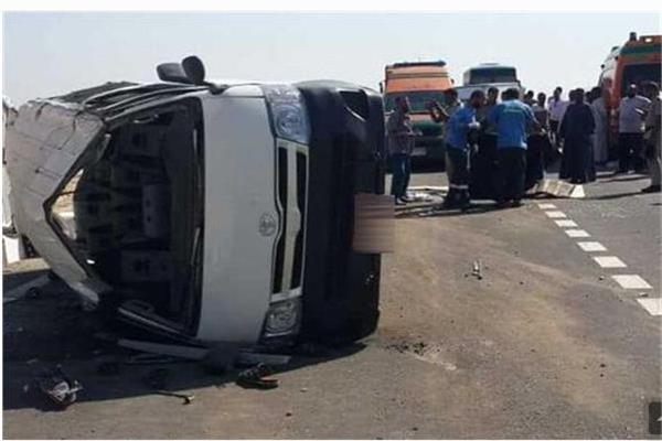حادث انقلاب ميكروباص