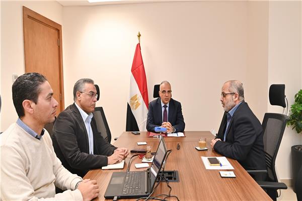 صورة من الاجتماع