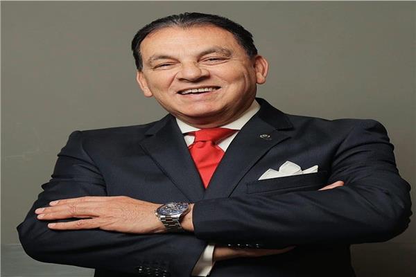 اللواء حاتم باشات رئيس لجنة الشؤون الافريقية بمجلس النواب الأسبق