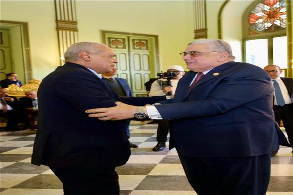 رئيس مجلس الدولة خلال استقباله رئيس هيئة النيابة الإدارية