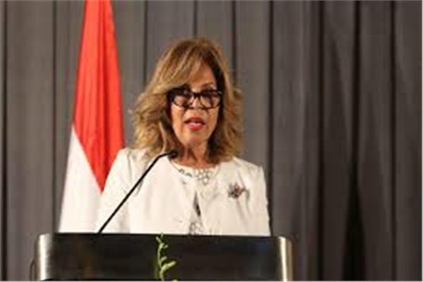  السفيرة مشيرة خطاب