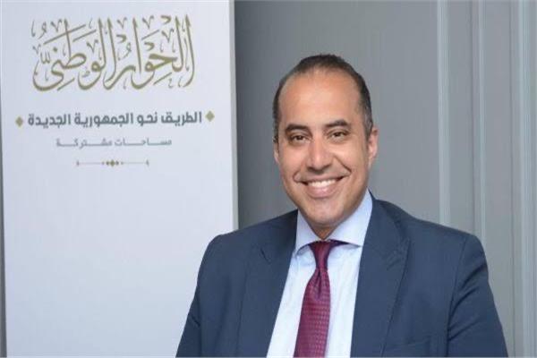 المستشار محمود فوزي