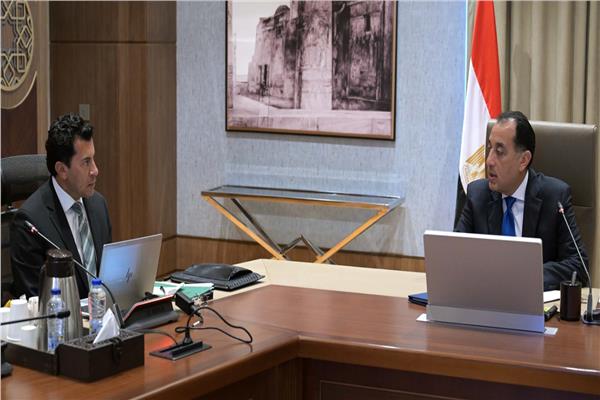 مدبولي يوجه بوضع آلية لدعم الأندية الجماهيرية