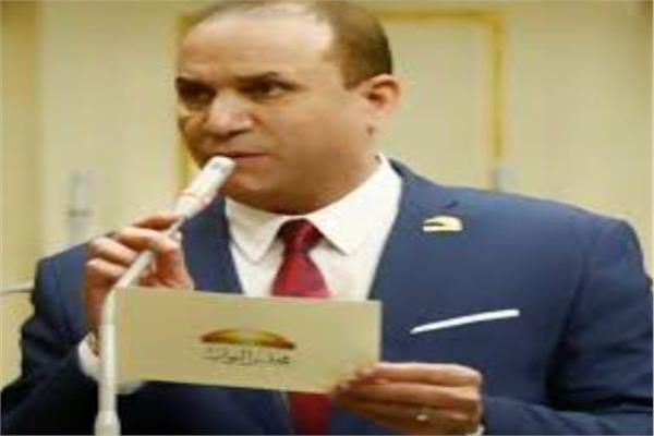  النائب زكي عباس
