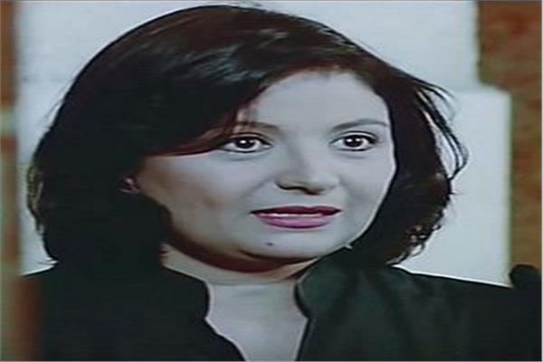 زيزي مصطفى