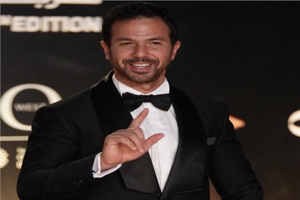  الفنان عمر الشناوي