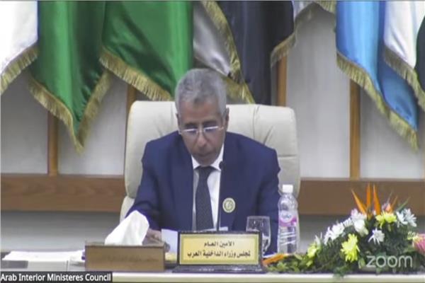 الدكتور محمد بن على كومان الأمين العام لمجلس وزراء الداخلية العرب