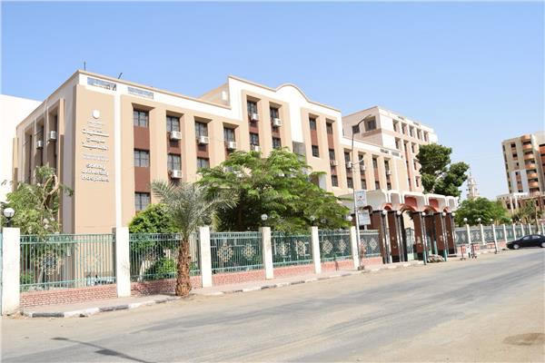 مستشفيات جامعة سوهاج