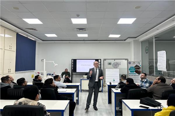 جامعة مصر للعلوم والتكنولوجيا