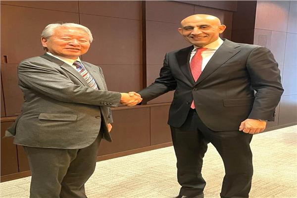 وزير التعليم يعقد اجتماعًا مع رئيس الوكالة اليابانية للتعاون الدولي (جايكا)