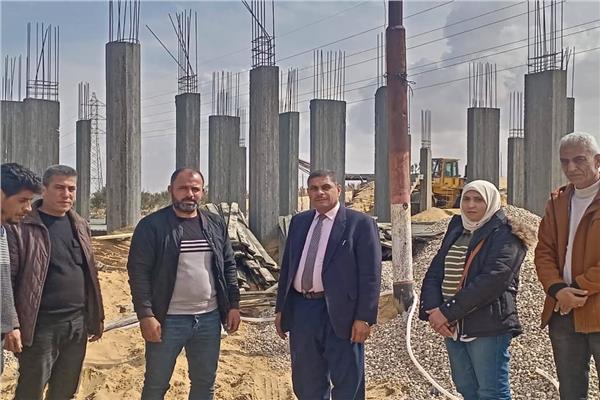رئيس مركز ومدينة العريش يتابع تنفيذ  مشروعات الخطة الاستثمارية 