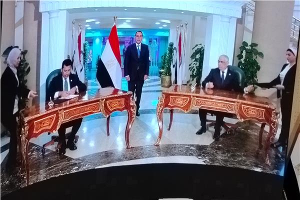 رئيس الوزراء يشهد توقيع بروتوكولات بين النيابة العامة